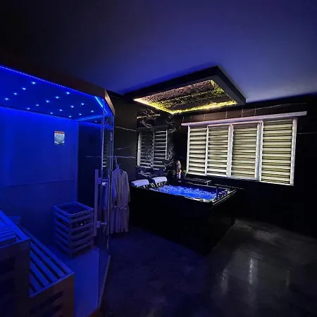 Le Prestige Jacuzzi Et Sauna Traditionnel 아파트 뮐루즈