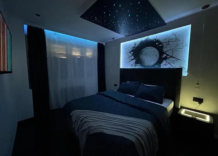 Le Prestige Jacuzzi Et Sauna Traditionnel Apartament